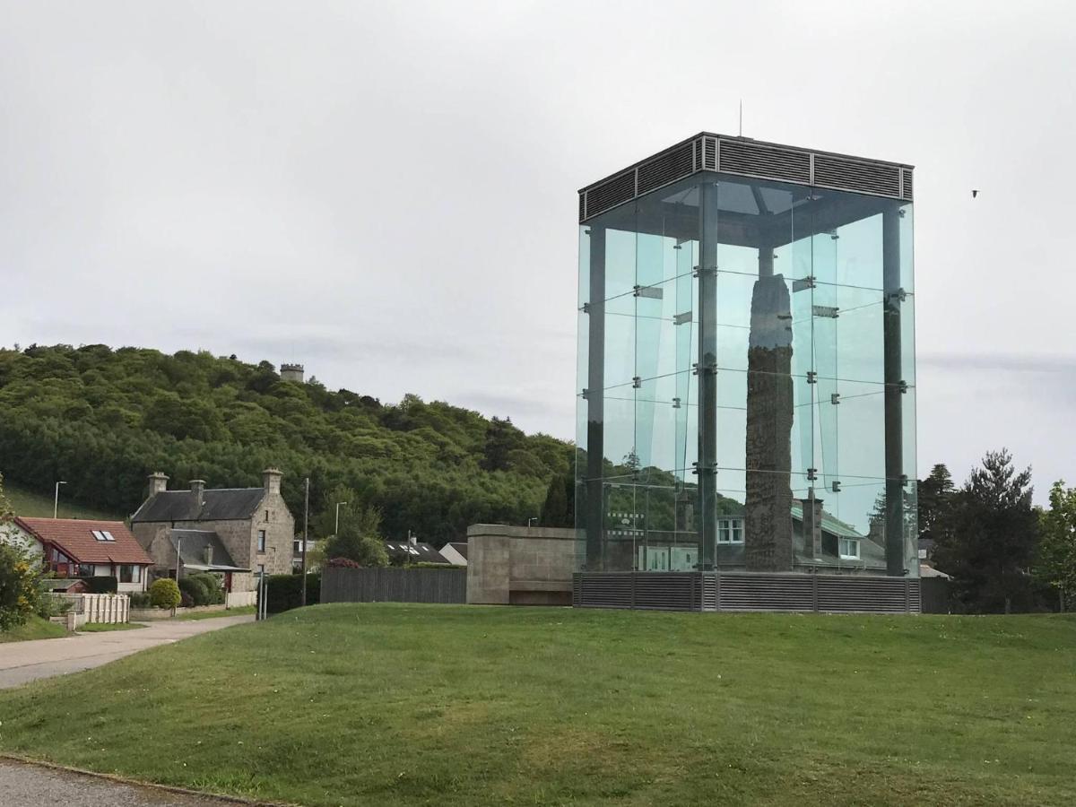 Exclusive Private Double Room, En-Suite Wet Room Private Entrance Forres Exterior photo